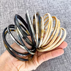 Brazaletes y pulseras de cuerno de búfalo únicos Venta al por mayor Moda hecha a mano por Artesanías de media luna - Product Image 2