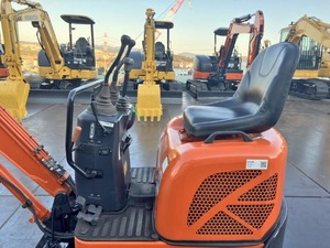 Nueva Miniexcavadora Hitachi ZX10U-2 con Motor y Sistema Hidráulico KYB de Alta Eficiencia - Product Image 6