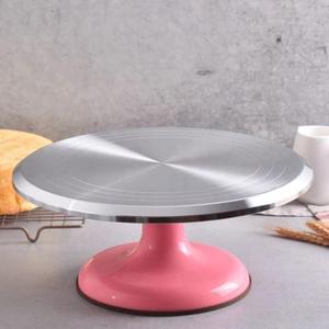 Élégant support à gâteau en aluminium avec artisanat de qualité supérieure pour les mariages et anniversaires et les décorations de table à dessert - Product Image 4