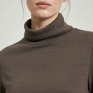 T-shirt confortable à manches longues et col roulé en nylon, élasthanne et viscose pour l'hiver - Product Image 3