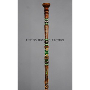 Bâtons de marche en aluminium de qualité supérieure avec embouts en caoutchouc antidérapants pour une stabilité et une durabilité accrues sur terrain accidenté - Product Image 5