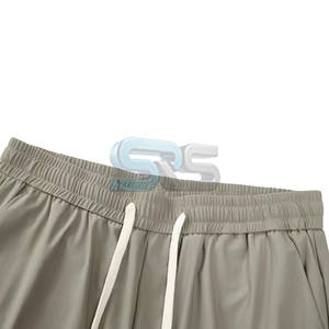 Short de sport élégant pour hommes, confortable 100% coton éponge française écologique, short de survêtement imprimé avec logo personnalisé - Product Image 4