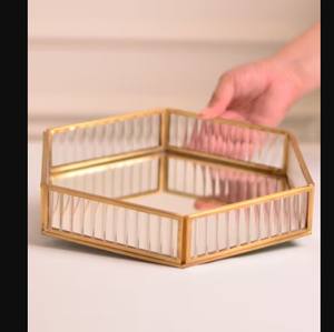 Plateau décoratif en forme de feuille en aluminium de haute qualité - Product Image 2