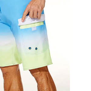 Meilleure qualité séchage rapide imprimé homme Shorts confortable nouvelle arrivée formation en gros fabriqué au Pakistan avec motif solide - Product Image 6