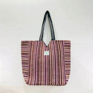 กระเป๋าสะพายไหล่ผ้าฝ้ายป่านดีไซน์เนอร์เป็นมิตรต่อสิ่งแวดล้อมผสมผสานสไตล์และความยั่งยืนได้อย่างลงตัว - Product Image 1