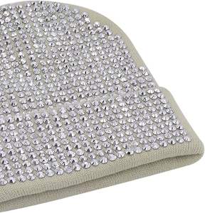 Bonnet en tricot unisexe en gros, couvre-chef extensible en jacquard d'hiver, tissu courant, logo personnalisé pour les détaillants et les commandes en gros 2026 - Product Image 3