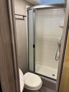 Seminuevo Clean 2020 Mercede-s-Ben-z delan-o - Product Image 5