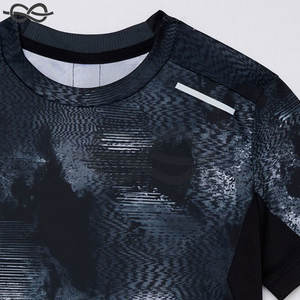 Athletic Works Boys Active Camiseta estampada de manga corta Tallas disponibles Cómodo y elegante Uso diario - Product Image 2