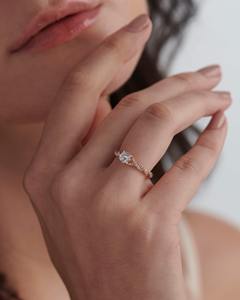 Anillo solitario de vástago torcido de diamante de alta calidad, compromiso de oro sólido de 14 quilates, joyería de boda, Diamante cultivado en laboratorio, proveedor a granel - Product Image 6