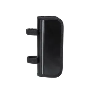 Kit d'outils pour vélo personnalisé Breton avec gadgets pour une maintenance facile du vélo - Product Image 2