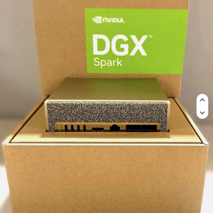 Supercomputer Desktop AI Personale Edizione Fondatori DGX Spark Gold 128GB LPDDR5x 1000 TOPS DGX OS per Interfaccia - Product Image 1