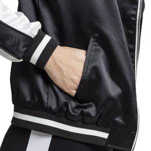 Blouson d'université en satin de haute qualité unisexe Top pour femmes College School Casual Wear Hooded Collar Fashionable Fabric Design - Product Image 3