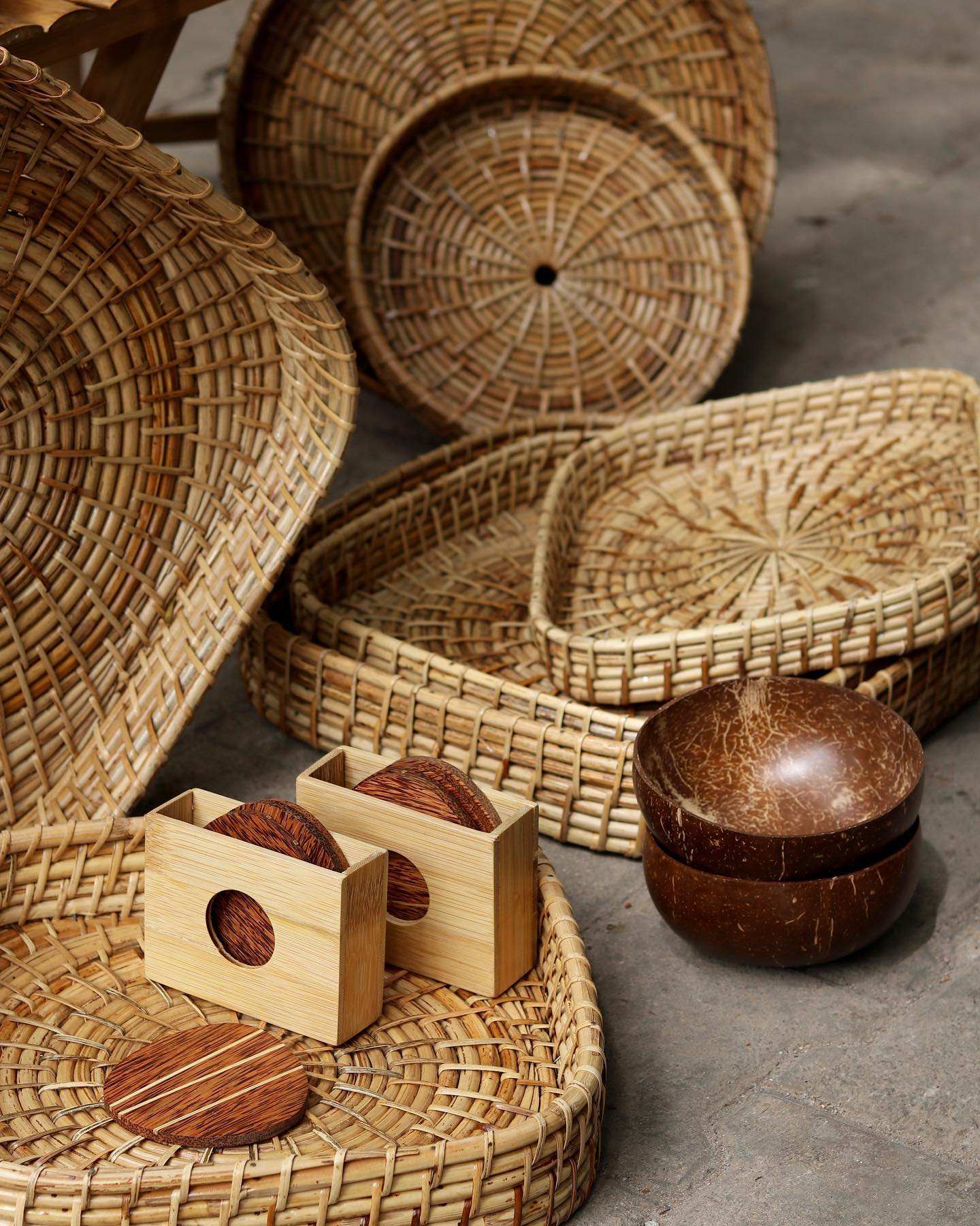 Natural coconut color