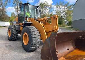 2012 pour Case 821F chargeuse sur pneus à usage intensif Parker cylindre hydraulique fonctionnement en douceur roulement à noyau focalisé sur la fiabilité éprouvée - Product Image 2