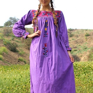 Robe longue florale mexicaine vintage brodée à la main SRJ EXPORTS, 100 % coton, coupe trapèze, pour l'été - Product Image 1