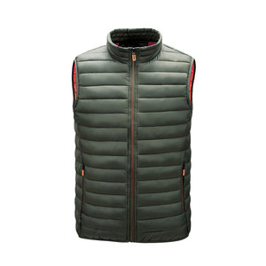 Chaleco Acolchado para Hombre, Cómodo Chaleco Acolchado para Hombre para Conjuntos Casuales de Invierno y Uso Diario - Product Image 1