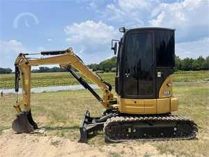 Pour mini-excavatrice sur pneus 303E CR, composants principaux comprenant le moteur, la pompe, la boîte de vitesses, le moteur Perkins, haute efficacité - Product Image 2