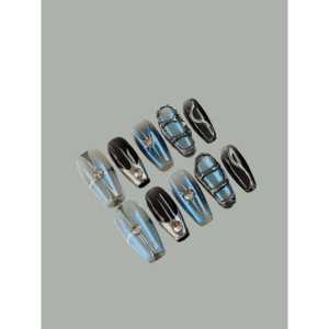 Planet Fire Press on Nail, Diseño de Uñas Único para un Look Elegante - Product Image 1