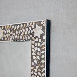 ZAM ZAM IMPEX Cadre de miroir mural incrusté de nacre florale haut de gamme Cadre de miroir élégant en coquillage pour tenture murale - Product Image 2