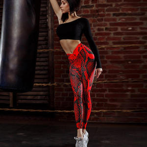 Pantalones de Equitación Personalizados para Mujer con Leggings de Compresión, Estampado de Silicona Completo y Bolsillos Laterales para Montar a Caballo - Product Image 2