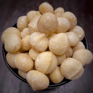 Nueces de Macadamia Premium de exportación a granel Suministro al por mayor Nueces de Macadamia frescas de alta calidad en bolsas de 25kg - Product Image 4