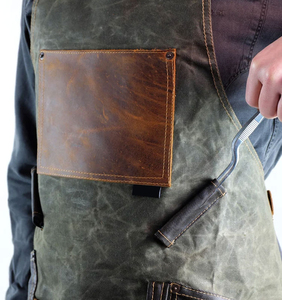 Tabliers multifonctionnels pour hommes Tabliers unisexes en cuir résistant aux taches/imperméables avec logo personnalisé - Product Image 6