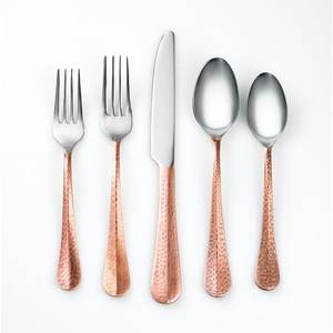 ชุดเครื่องใช้บนโต๊ะอาหาร5ชิ้นทำจากสเตนเลสชุดช้อนส้อมเคลือบผิวทองแดงสำหรับใช้ในครัวชากาแฟ - Product Image 1