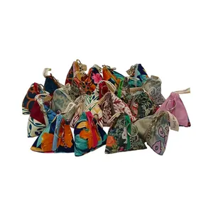 Bop Boujee Florazip Triangle Pouch Sustainable Zipper Floral Fabric Unisex Suitable for Gift