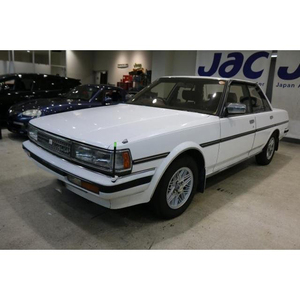 Usado to-yota Cresta sedán de bajo kilometraje, excelente estado mecánico y listo para entrega inmediata - Product Image 2