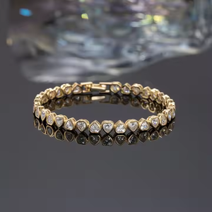 Brazalete de Tenis de Lujo de 3.50 MM con Diamantes Cultivados en Laboratorio, Plata 925 con Corazón de Oro, Joyería para Ella para Uso Diario, Celebraciones y Regalos - Product Image 5