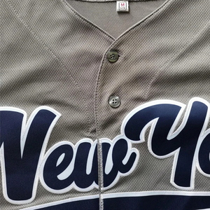 Maillot de baseball personnalisé sublimé avec nom du joueur, manches courtes, col en V, respirant, 100 % fibre de polyester, pour équipe - Product Image 3