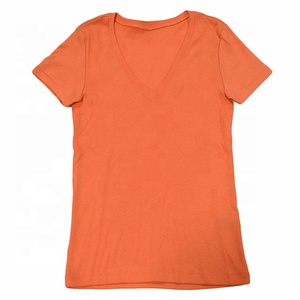 Camisetas informales de media manga con cuello en V para mujer, camisa bordada con logotipo de impresión personalizada, 100% algodón/poliéster - Product Image 6