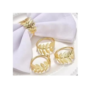 Feuille artificielle Rond de serviette en métal Boucle de serviette en or Décoration de table de fête d'hôtel - Product Image 1
