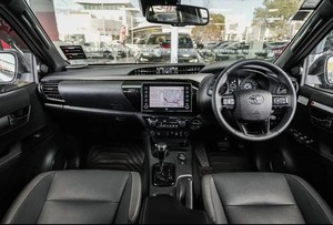 Recién utilizado para Toyota Hiluxs 4X4 Truck Best Used Double Cab Diesel 4X4 Toyotas Hiluxs Asientos de cuero Dirección izquierda a la venta - Product Image 6