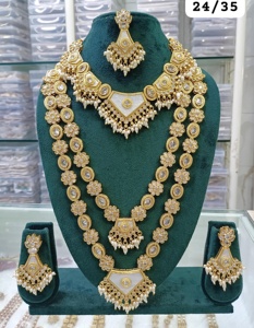 JOYERÍA DE COBRE TRADICIONAL Y DE MODA INDIA CONJUNTO DE JOYERÍA DE BODA NOVIA PARA MUJER CONJUNTO DE PENDIENTES Y COLLAR - Product Image 4