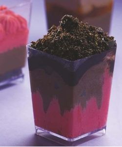 Coupe à crème glacée en polystyrène 125ml en verre Sundae et shaker pour les fêtes Forme conique lisse pour petites quantités - Product Image 2