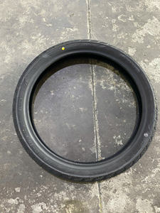 Neumático de Motocicleta KUMATIRE K204 Versátil TT TL, Agarre Superior en Carretera y Gran Autonomía para Scooters y Motocicletas Manuales - Product Image 5