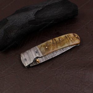 Venta al por mayor personalizado OEM ODM PRESTIGE BLADES hecho a mano de acero de Damasco de Punta caída de borde recto cuchillo de bolsillo plegable mango de madera - Product Image 5