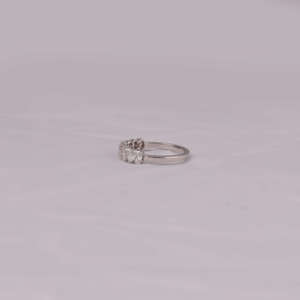 Bague de mariage classique unisexe en or massif 14KT avec plaqué or rose cultivé en laboratoire élégant ovale coupe demi éternité cadeau pour elle - Product Image 2