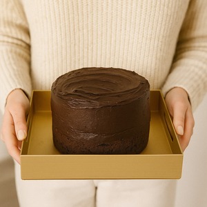 Bandeja dorada: sus eventos especiales con el exquisito brillo de esta bandeja dorada perfecta para exhibir pasteles de boda - Product Image 1