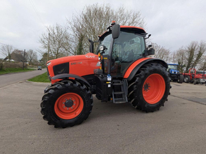 Tracteur Kubota neuf et d'occasion M6-132 25cv 30cv 35cv 40cv avec chargeur frontal et chargeur arrière - Product Image 3