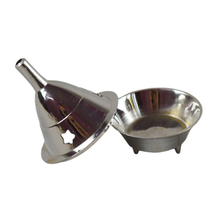 Brûleur d'encens en forme de cône en métal avec nouveau porte-encens de conception de finition polie brillante et support d'encens de couleur argentée - Product Image 2