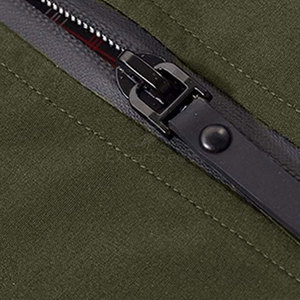 Blouson aviateur de qualité supérieure avec doublure intérieure douce et design de coque extérieure durable Blouson aviateur d'hiver léger et tendance - Product Image 3