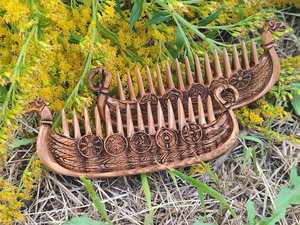 Peigne à cheveux et à barbe en bois naturel écologique de qualité supérieure avec finition polie, outil de coiffage anti-casse pour hommes - Product Image 4