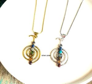 Collier pendentif en pierre précieuse à sept chakras - Product Image 1