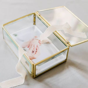 Caja de Joyería Decorativa de Lujo de Metal y Vidrio, Marco Dorado Rosa, Tapa con Espejo, Bandeja Forrada de Terciopelo, Compartimentos Divididos - Product Image 1