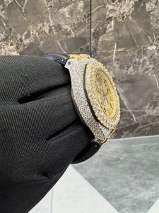 Reloj de Pulsera Cronógrafo de Lujo para Hombre, Movimiento Mecánico Suizo de Acero Inoxidable, Diamantes Moissanite VVS, Correas de Goma Personalizadas - Product Image 4