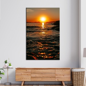 Obra de arte impresa en lienzo: elegante decoración de pared con paisaje marino al atardecer, enrollada en lienzo tipo galería - Product Image 1