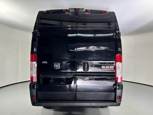 Furgoneta de carga de techo alto 2022, poco usada, con distancia entre ejes extendida, motor de gasolina de 3.6L, transmisión automática y puertas correderas dobles. - Product Image 5