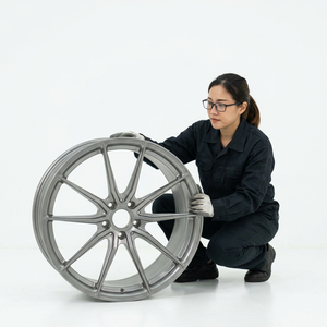 Rines <span class=keywords><strong>de</strong></span> Aluminio Forjado Plateados para Automóvil, Diseño Cóncavo, Mejora <span class=keywords><strong>de</strong></span> Rendimiento - Product Image 2